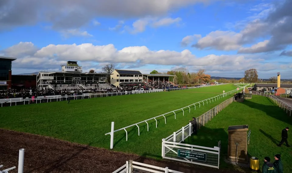 Taunton Racecourse Fixtures 2026