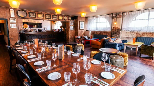 Cosy Club